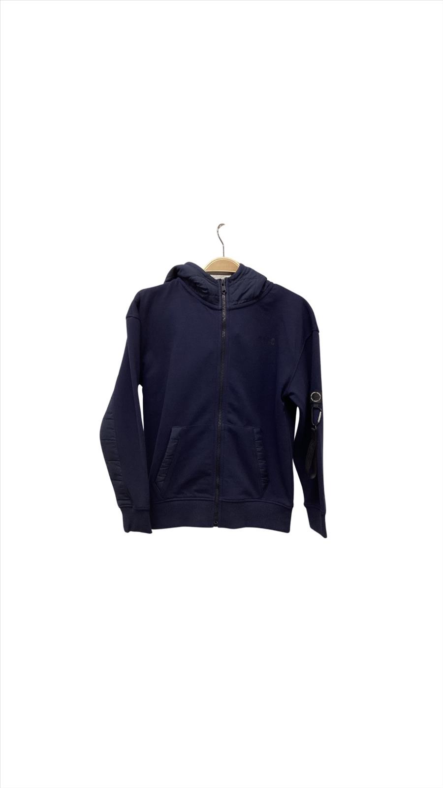 New York Life GmbH - Jacken, Sweats, Shirts und Hosen
