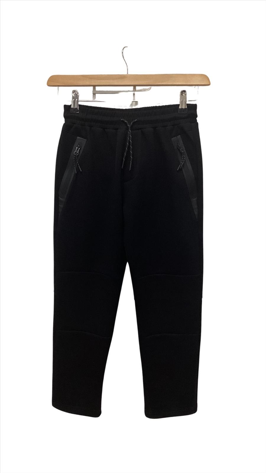 New York Life GmbH - Jacken, Sweats, Shirts und Hosen