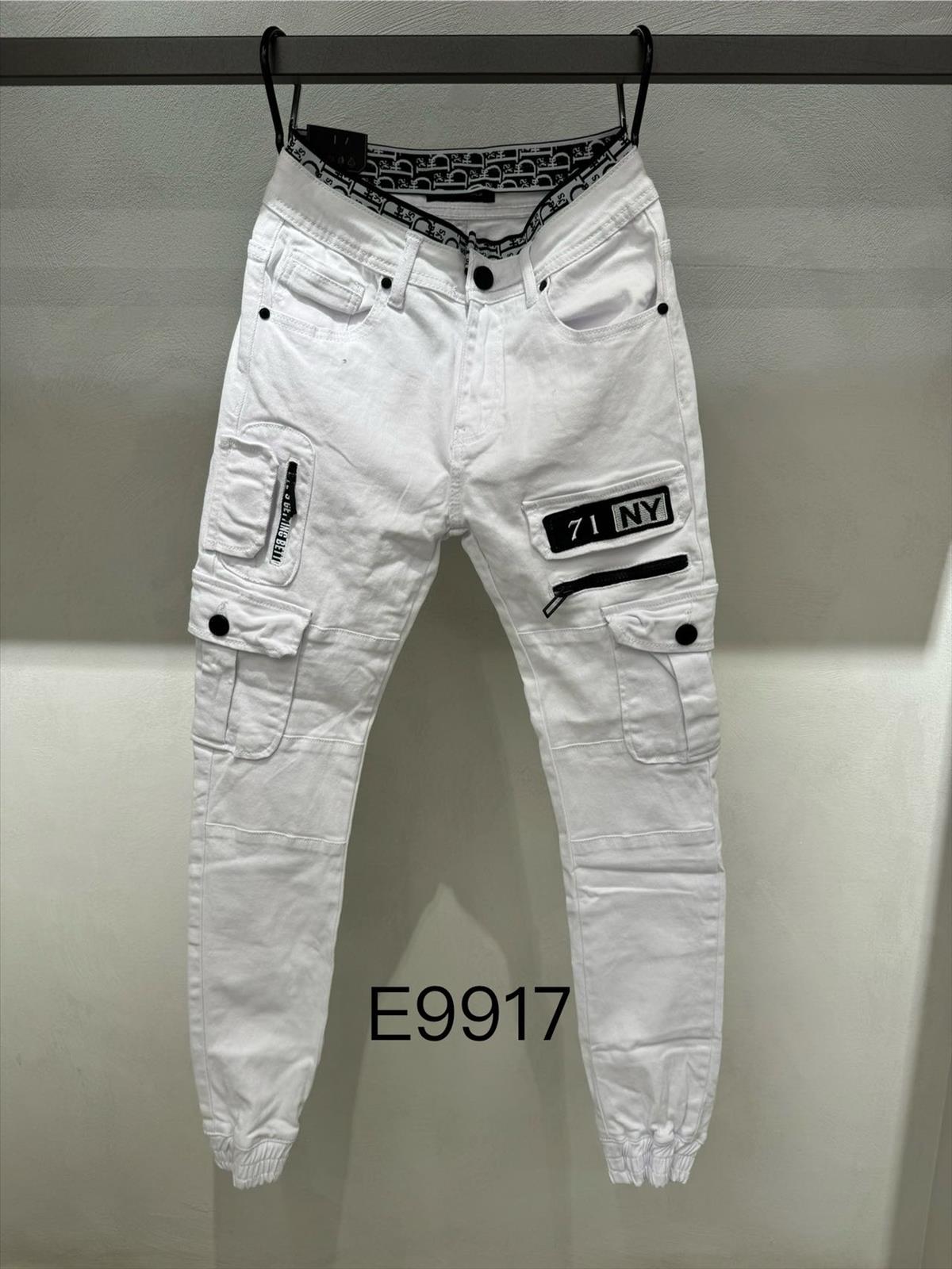 K&M Jeans GmbH - Damen & Herren Fashion