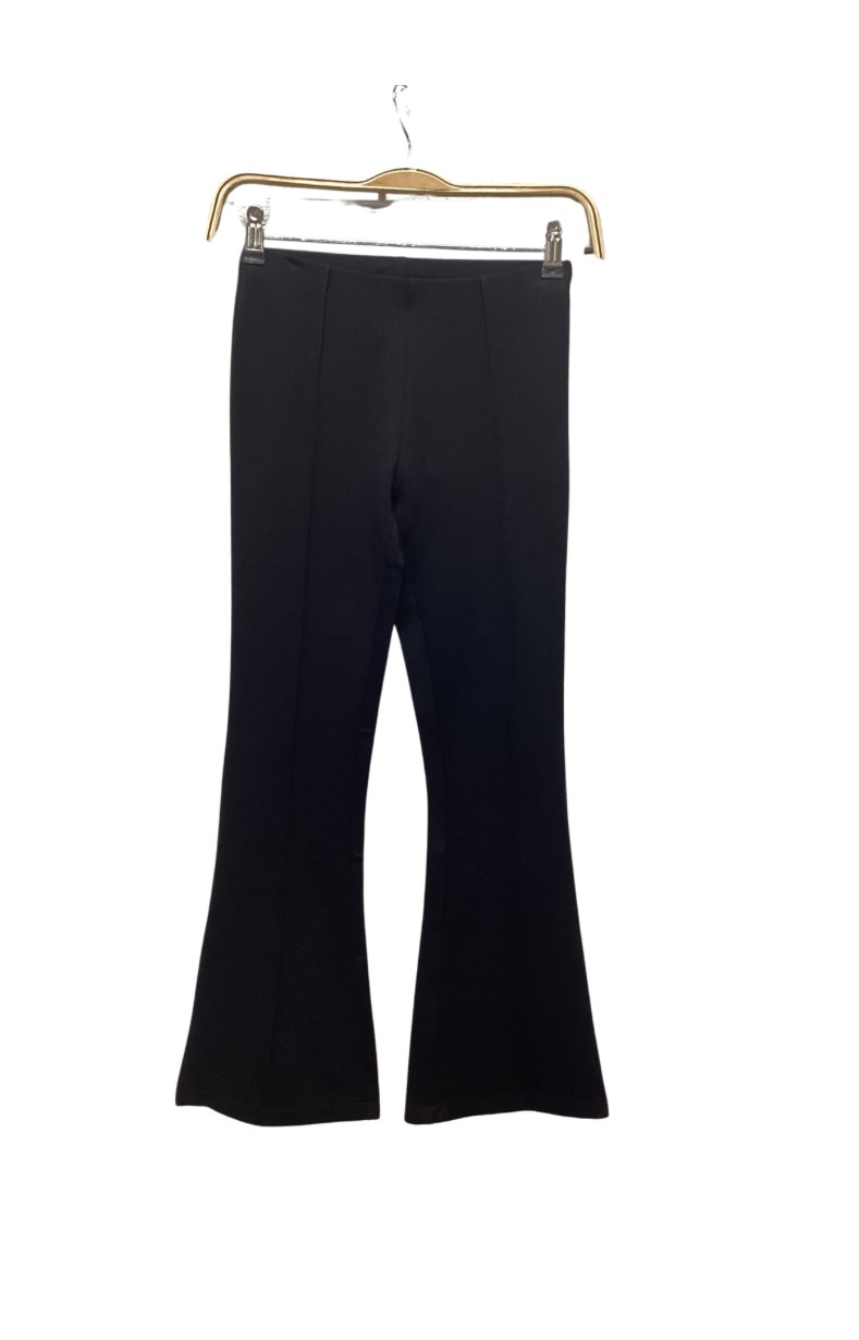 New York Life GmbH - Jacken, Sweats, Shirts und Hosen