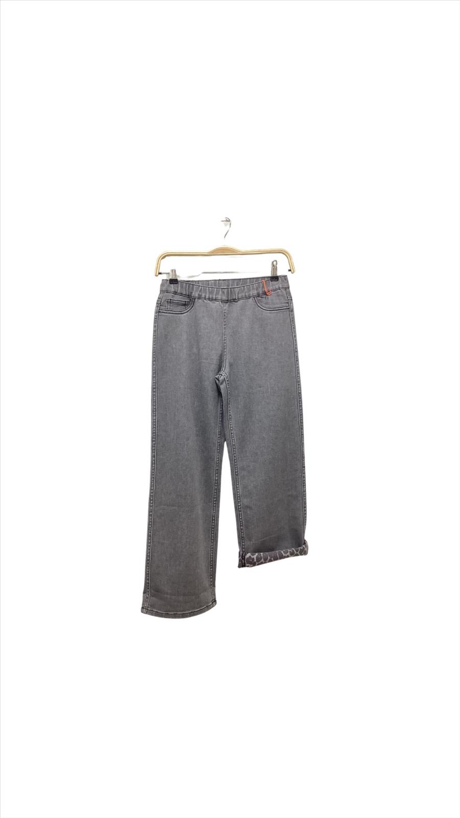 New York Life GmbH - Jacken, Sweats, Shirts und Hosen