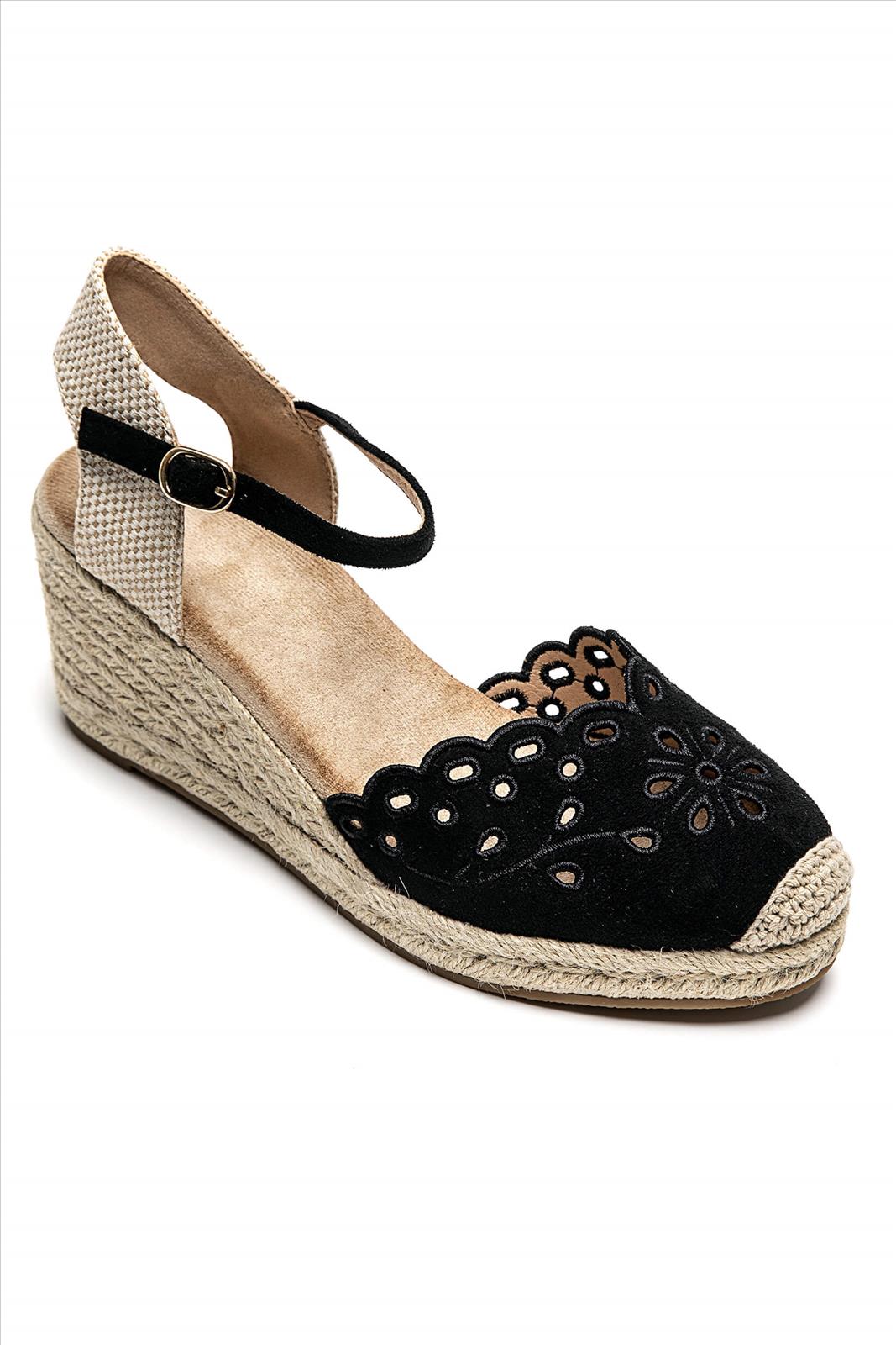 Lujah Shoes (Schuhgrosshandel)