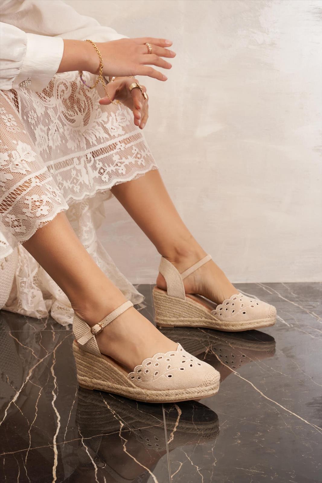 Lujah Shoes (Schuhgrosshandel)