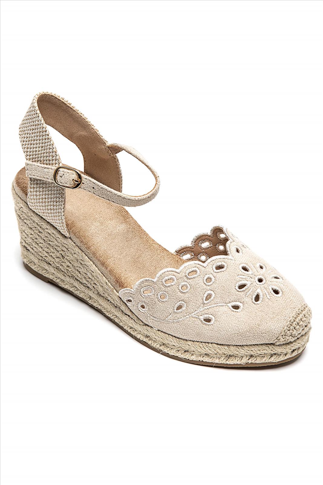 Lujah Shoes (Schuhgrosshandel)