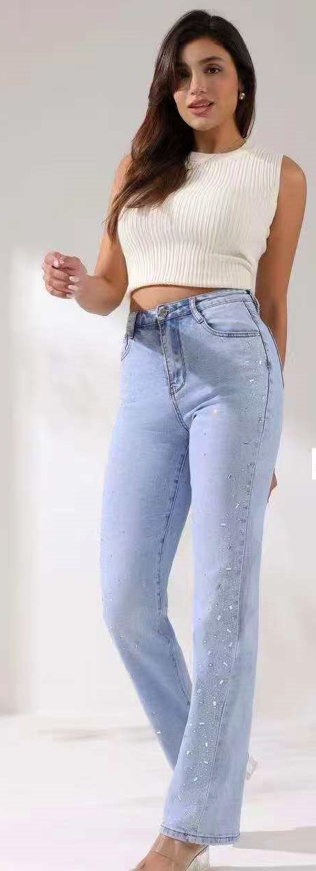 LB new fashion GmbH & Co KG - DOB, Accessoires, Young Fashion, Big Sizes - Eschborn