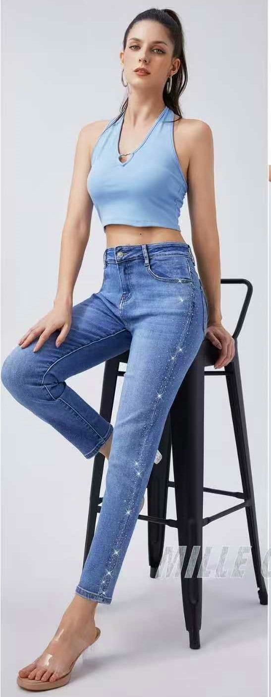 LB new fashion GmbH & Co KG - DOB, Accessoires, Young Fashion, Big Sizes - Eschborn
