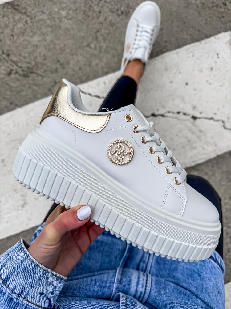 efashion s.r.o. - DOB;Accesoires;Schuhe;Young Fashion - Medvedov