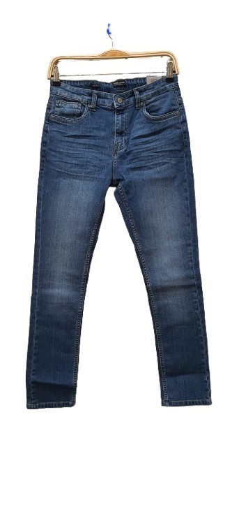 New York Life GmbH - Jacken, Sweats, Shirts und Hosen