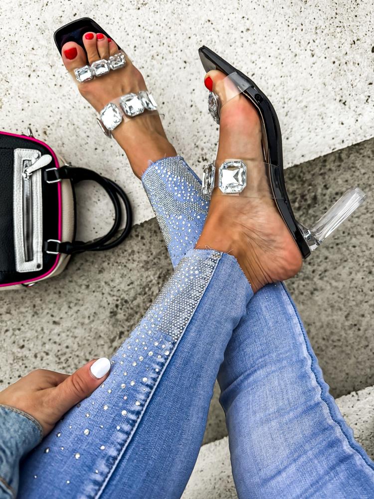 efashion s.r.o. - DOB;Accesoires;Schuhe;Young Fashion - Medvedov
