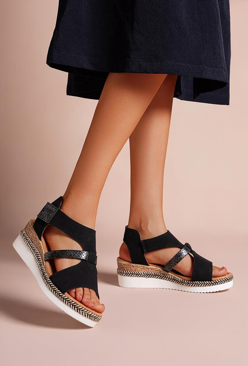 Lujah Shoes (Schuhgrosshandel)