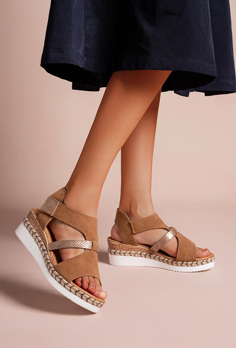 Lujah Shoes (Schuhgrosshandel)