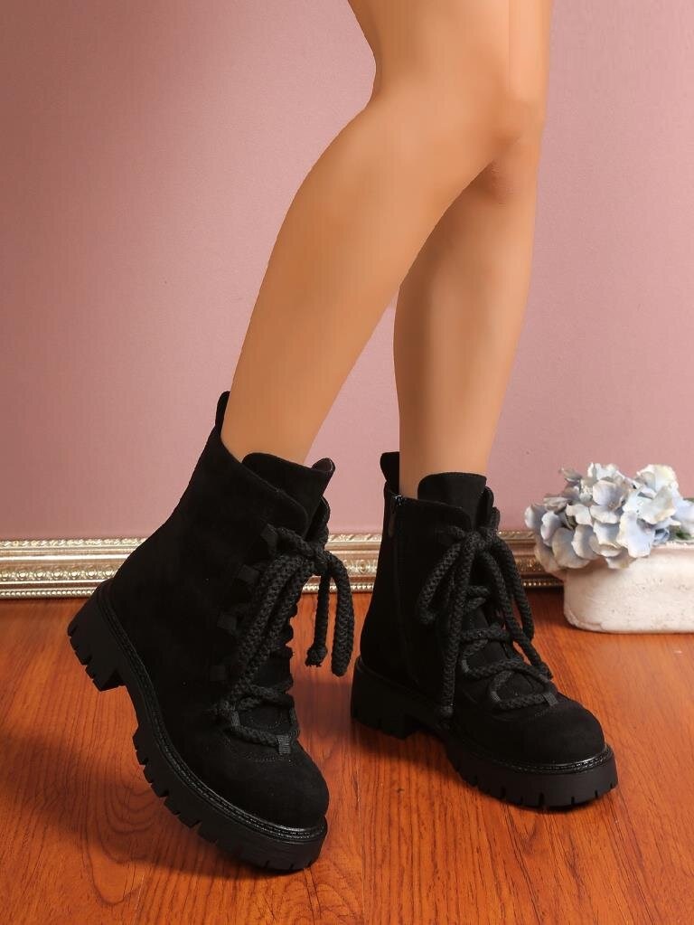 Lujah Shoes (Schuhgrosshandel)