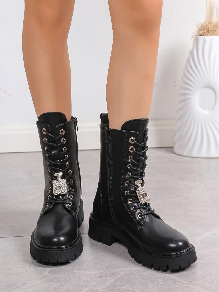 Lujah Shoes (Schuhgrosshandel)