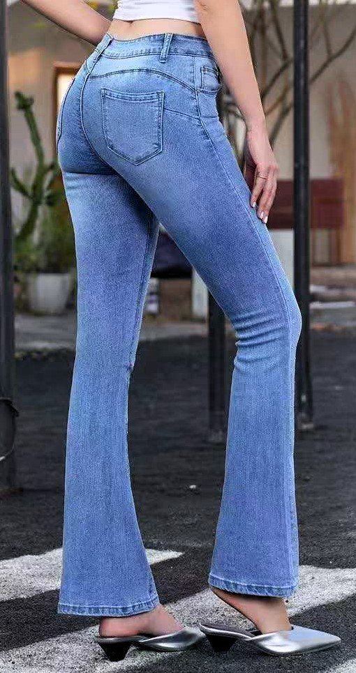 LB new fashion GmbH & Co KG - DOB, Accessoires, Young Fashion, Big Sizes - Eschborn
