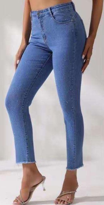 LB new fashion GmbH & Co KG - DOB, Accessoires, Young Fashion, Big Sizes - Eschborn