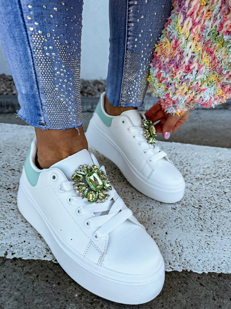 efashion s.r.o. - DOB;Accesoires;Schuhe;Young Fashion - Medvedov