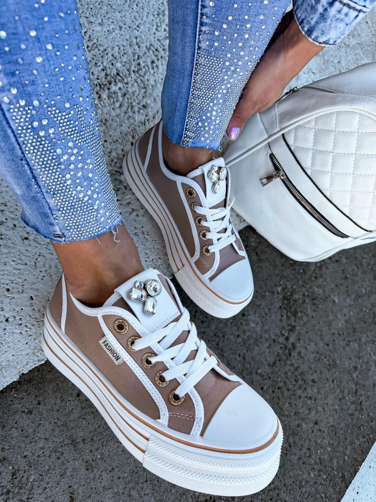 efashion s.r.o. - DOB;Accesoires;Schuhe;Young Fashion - Medvedov