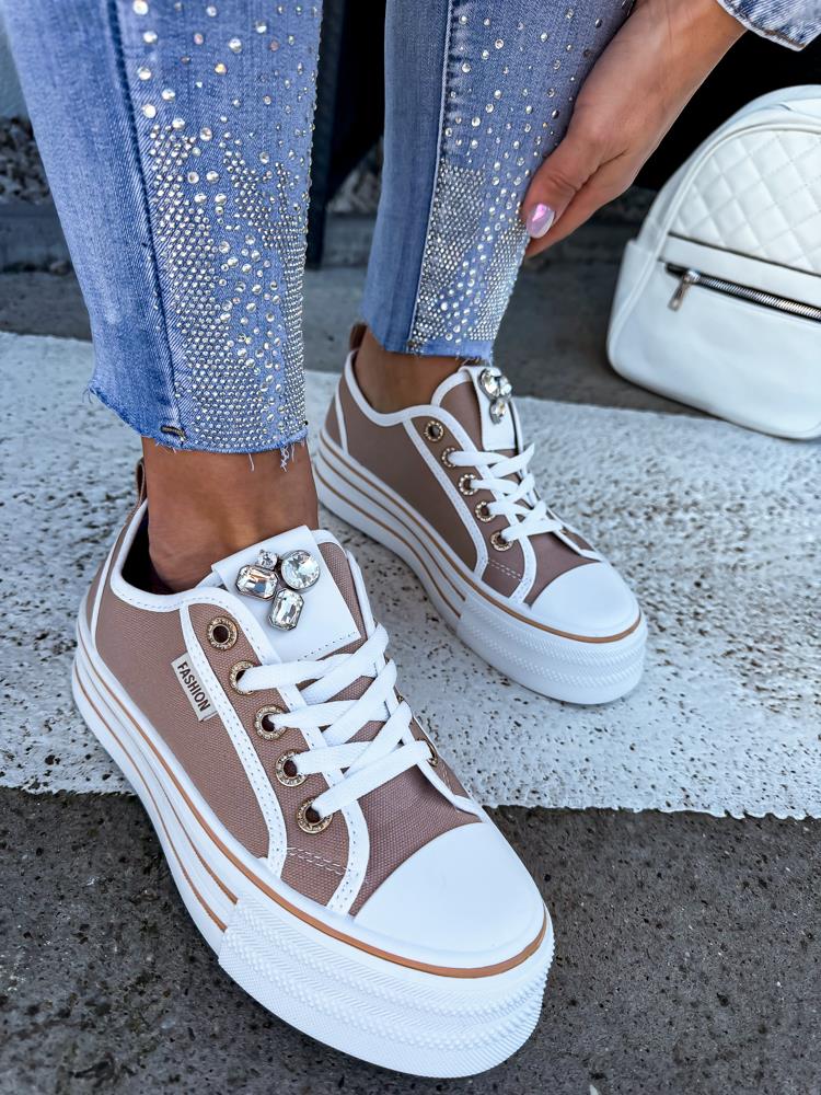 efashion s.r.o. - DOB;Accesoires;Schuhe;Young Fashion - Medvedov