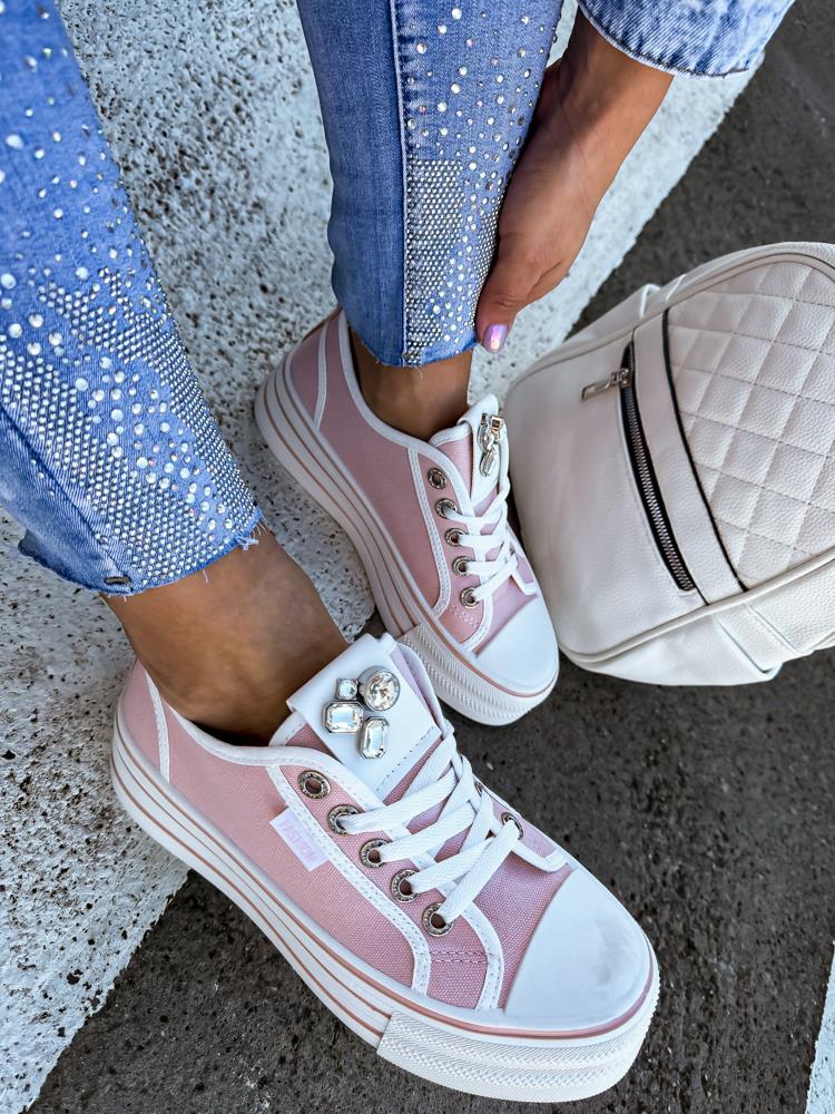 efashion s.r.o. - DOB;Accesoires;Schuhe;Young Fashion - Medvedov