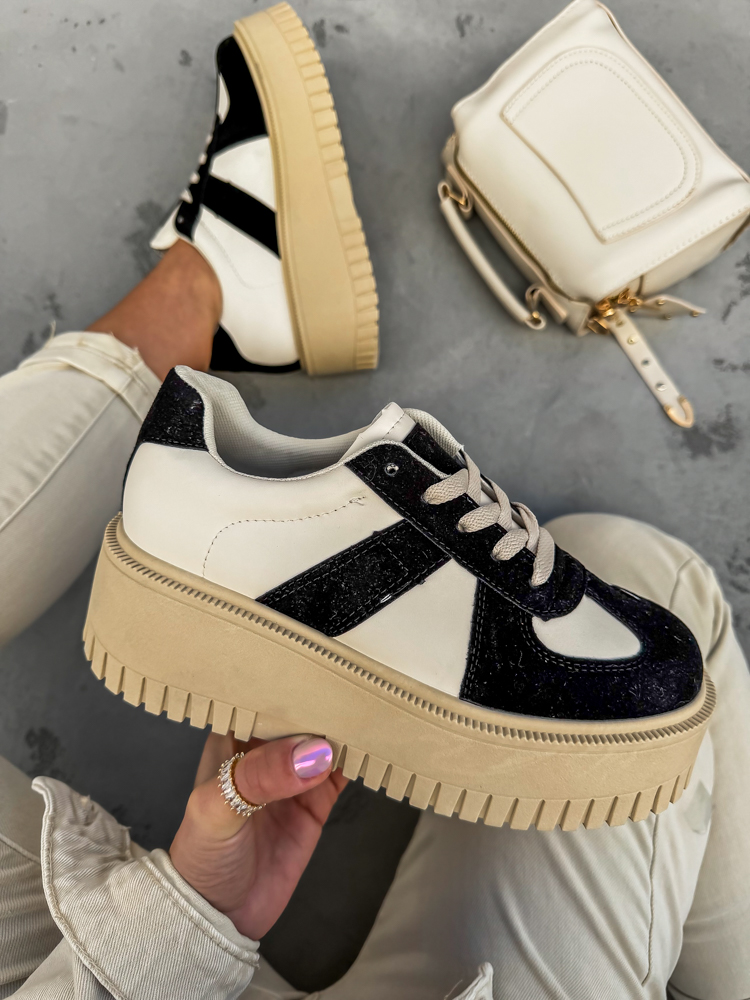 efashion s.r.o. - DOB;Accesoires;Schuhe;Young Fashion - Medvedov