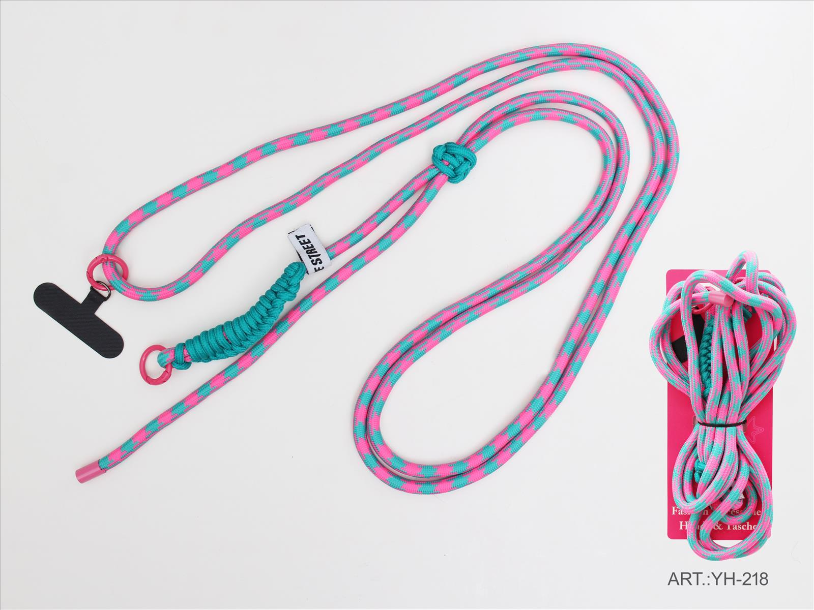 Fashion Top GmbH - kosmetische Werkzeuge, Nagelprodukte, Haaraccessoires, Modeaccessoires