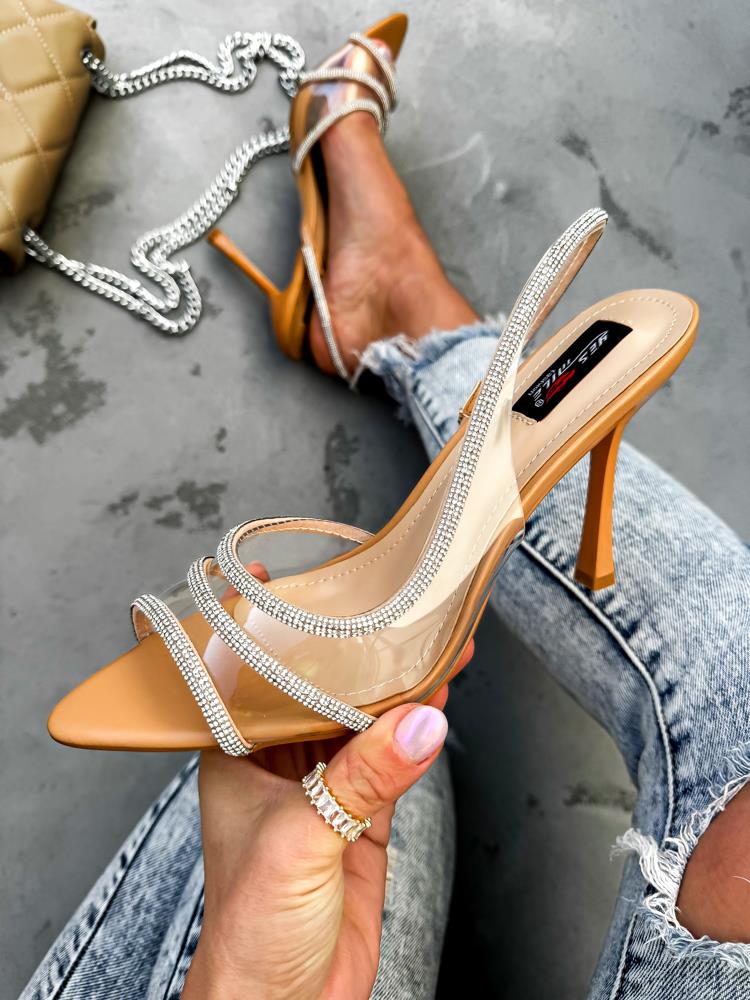 efashion s.r.o. - DOB;Accesoires;Schuhe;Young Fashion - Medvedov