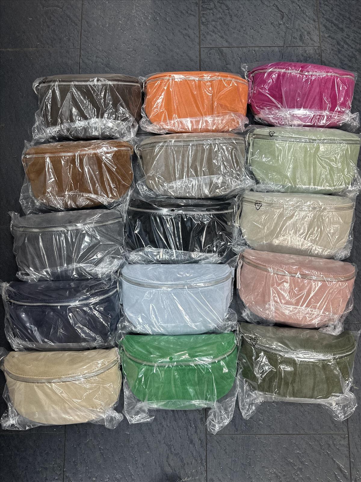 JACKY & JUSTIN GMBH - Damenaccessoires, Lederwaren