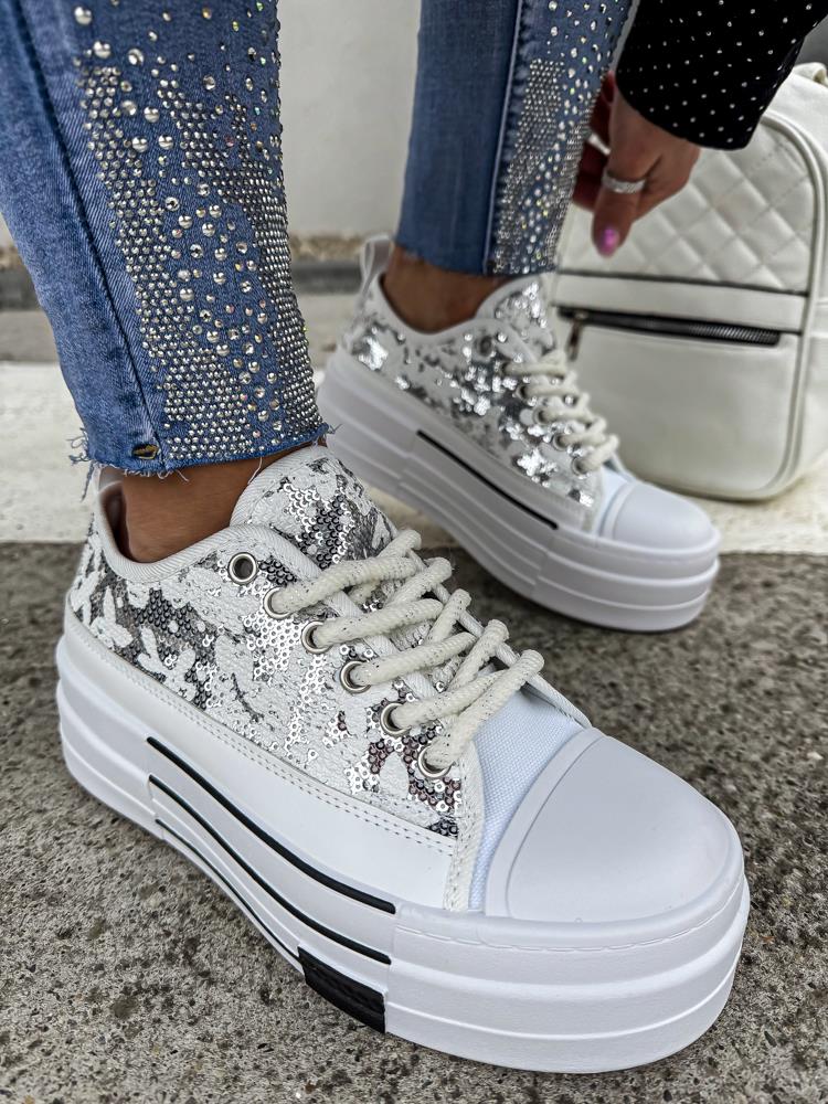efashion s.r.o. - DOB;Accesoires;Schuhe;Young Fashion - Medvedov