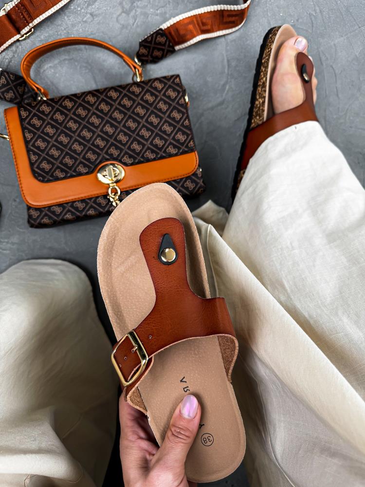 efashion s.r.o. - DOB;Accesoires;Schuhe;Young Fashion - Medvedov