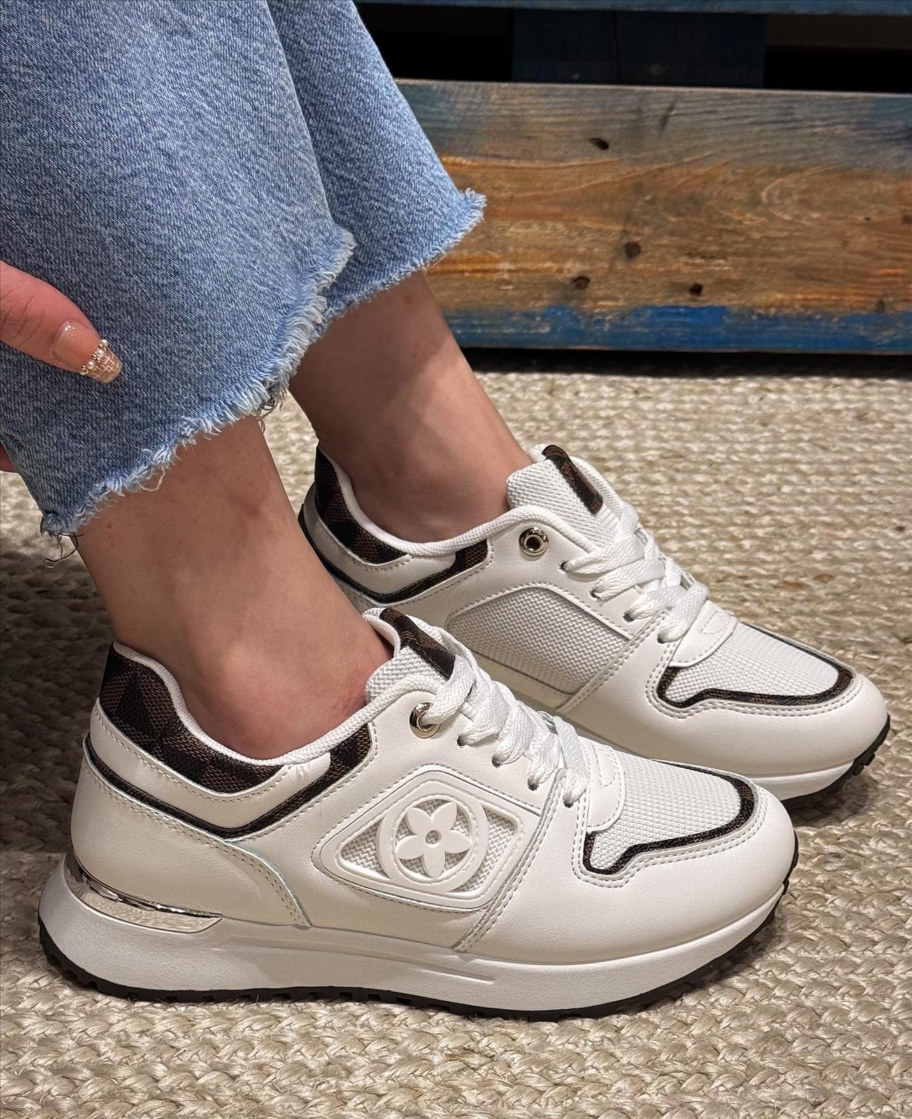Lujah Shoes (Schuhgrosshandel)