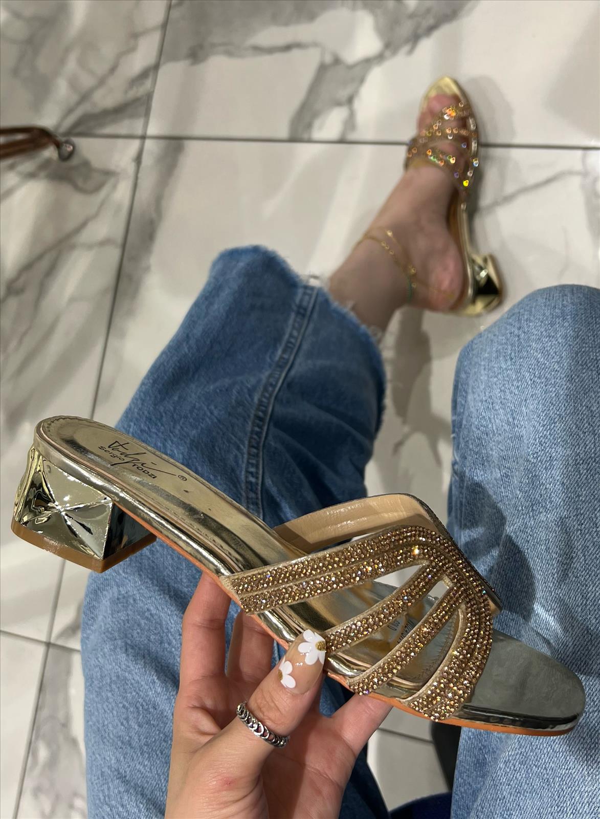 Lujah Shoes (Schuhgrosshandel)