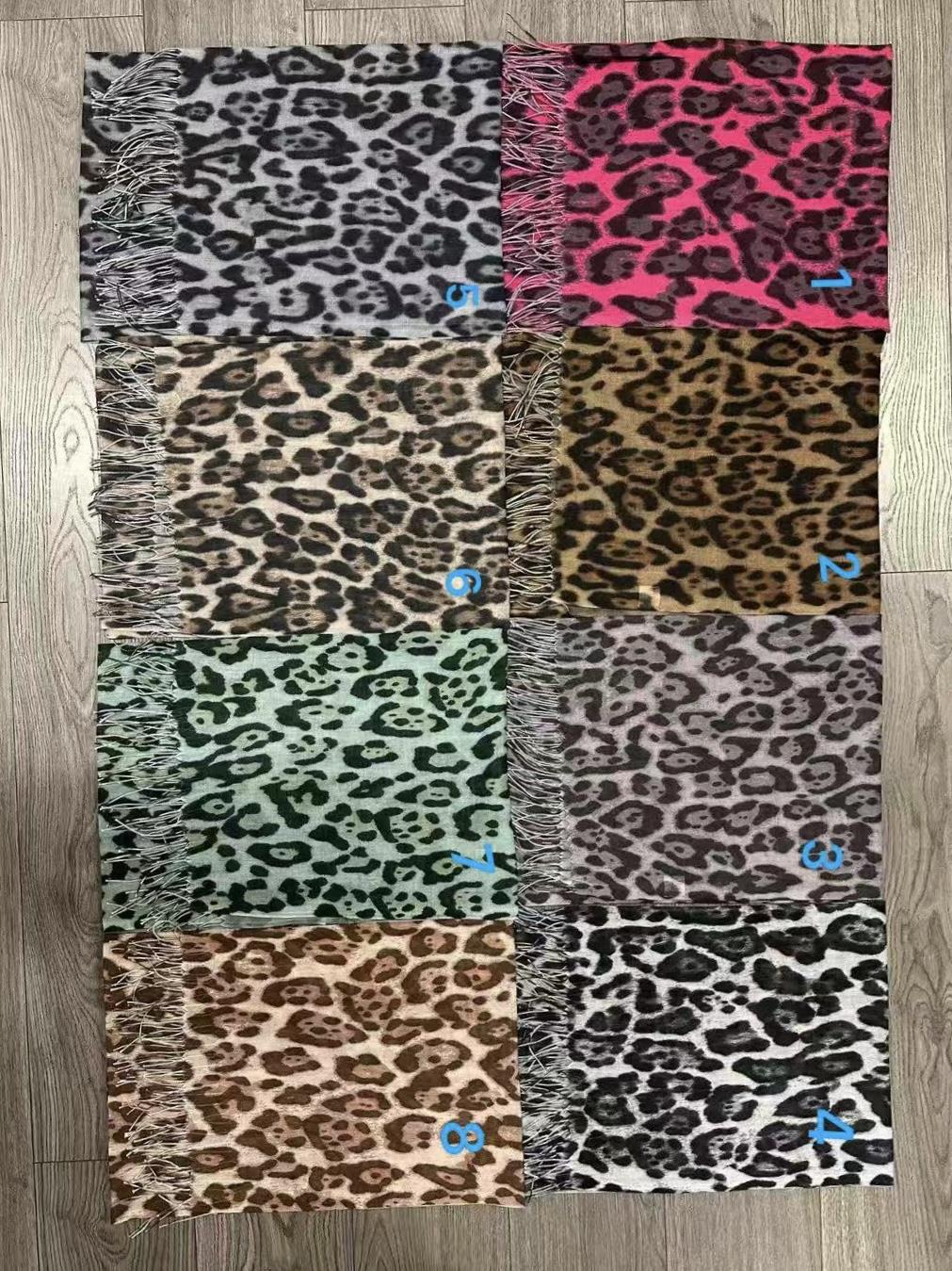 Dong Feng - Accessoires für Damen