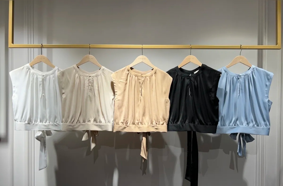 Junona Fashion GmbH - DOB;Young Fashion - Neuss