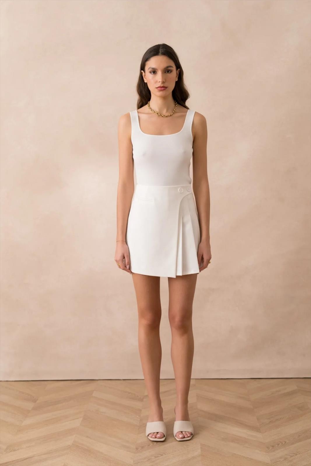 Junona Fashion GmbH - DOB;Young Fashion - Neuss