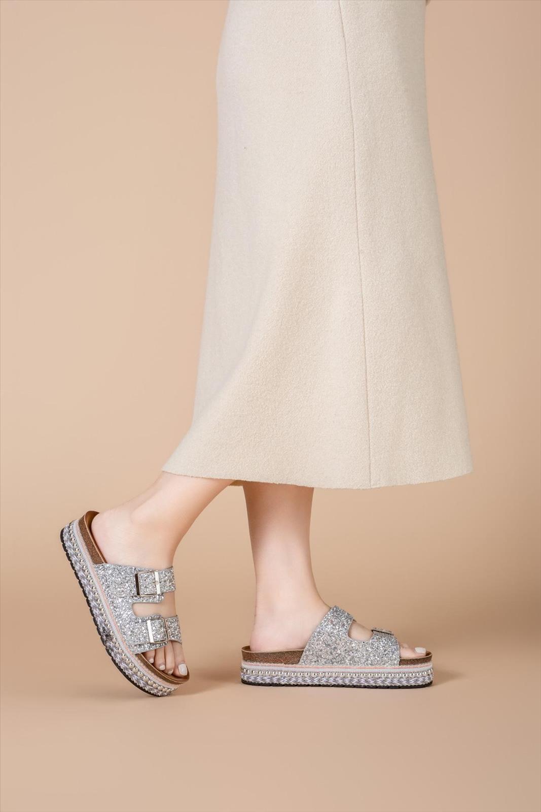 Lujah Shoes (Schuhgrosshandel)