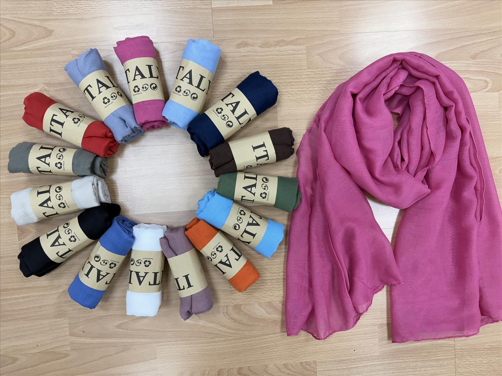 Dong Feng - Accessoires für Damen