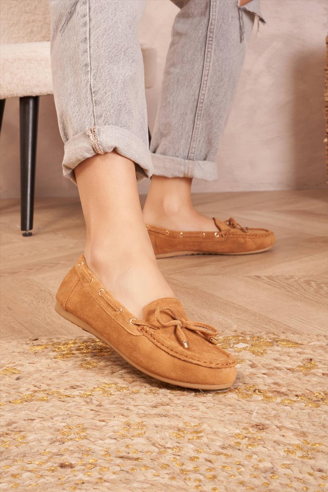 Lujah Shoes (Schuhgrosshandel)
