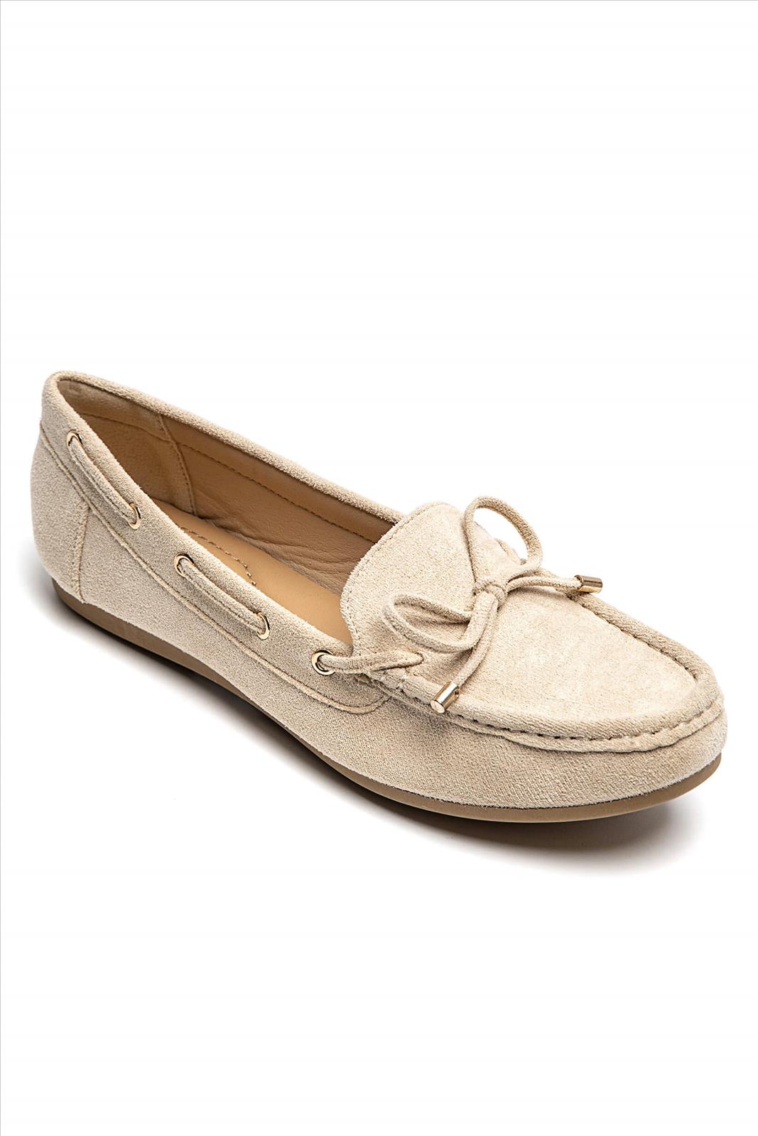Lujah Shoes (Schuhgrosshandel)