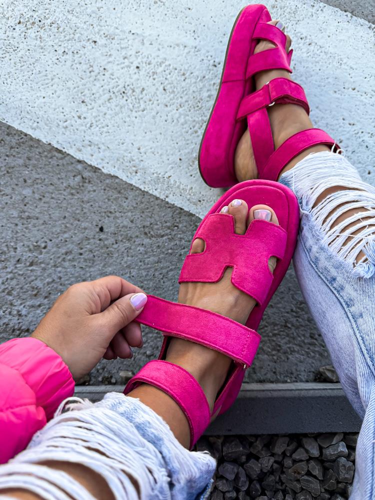 efashion s.r.o. - DOB;Accesoires;Schuhe;Young Fashion - Medvedov