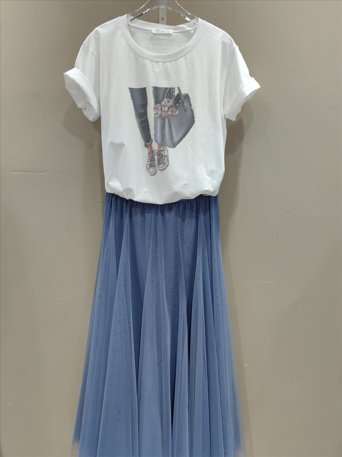 Miss Furs GmbH - MISS FURS Damenmode - Accessoires, Sportswear, Jeans, Tops, Bags