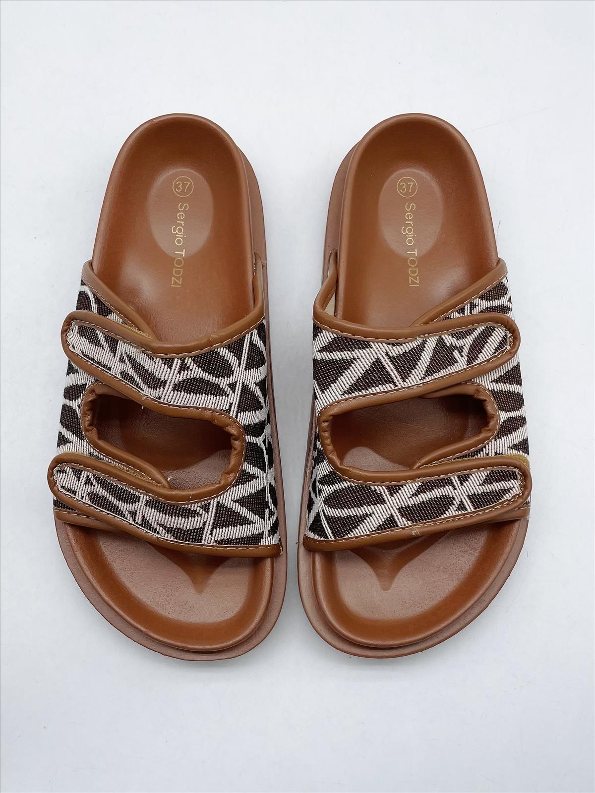 Lujah Shoes (Schuhgrosshandel)