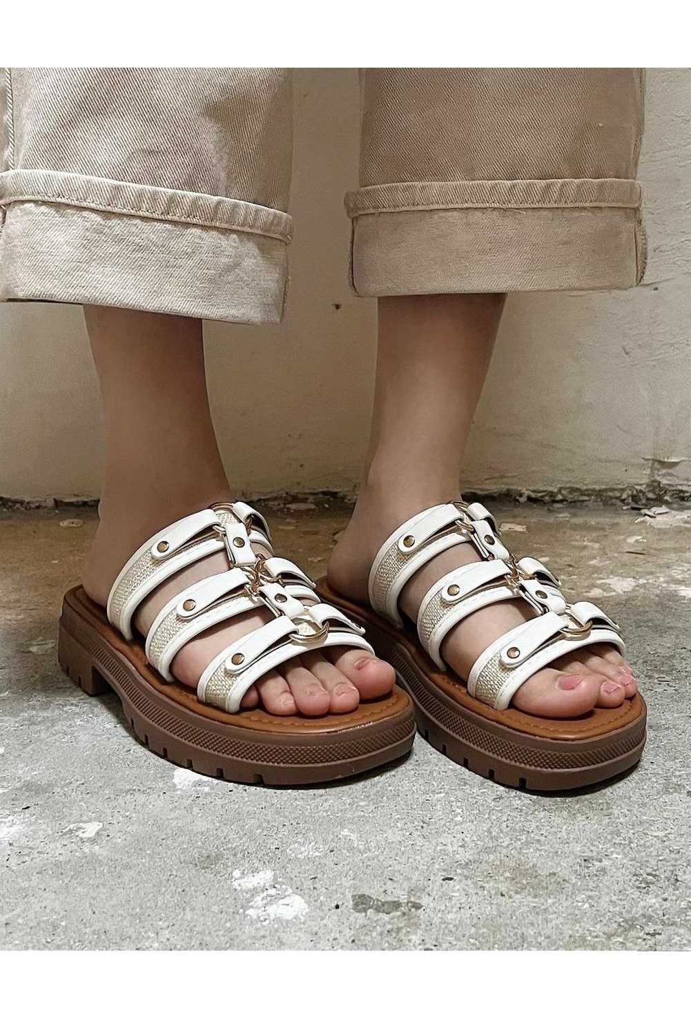 Lujah Shoes (Schuhgrosshandel)
