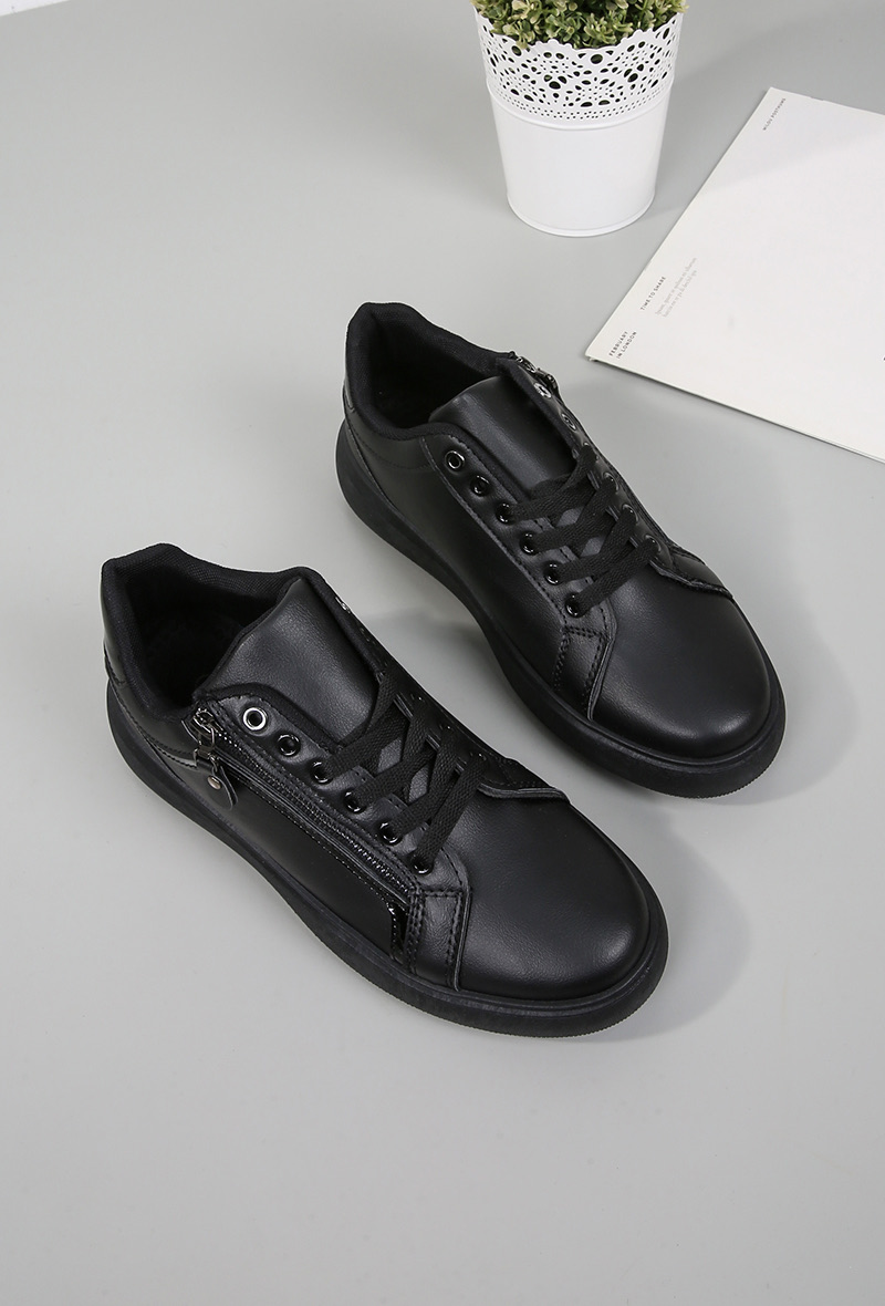 Lujah Shoes (Schuhgrosshandel)
