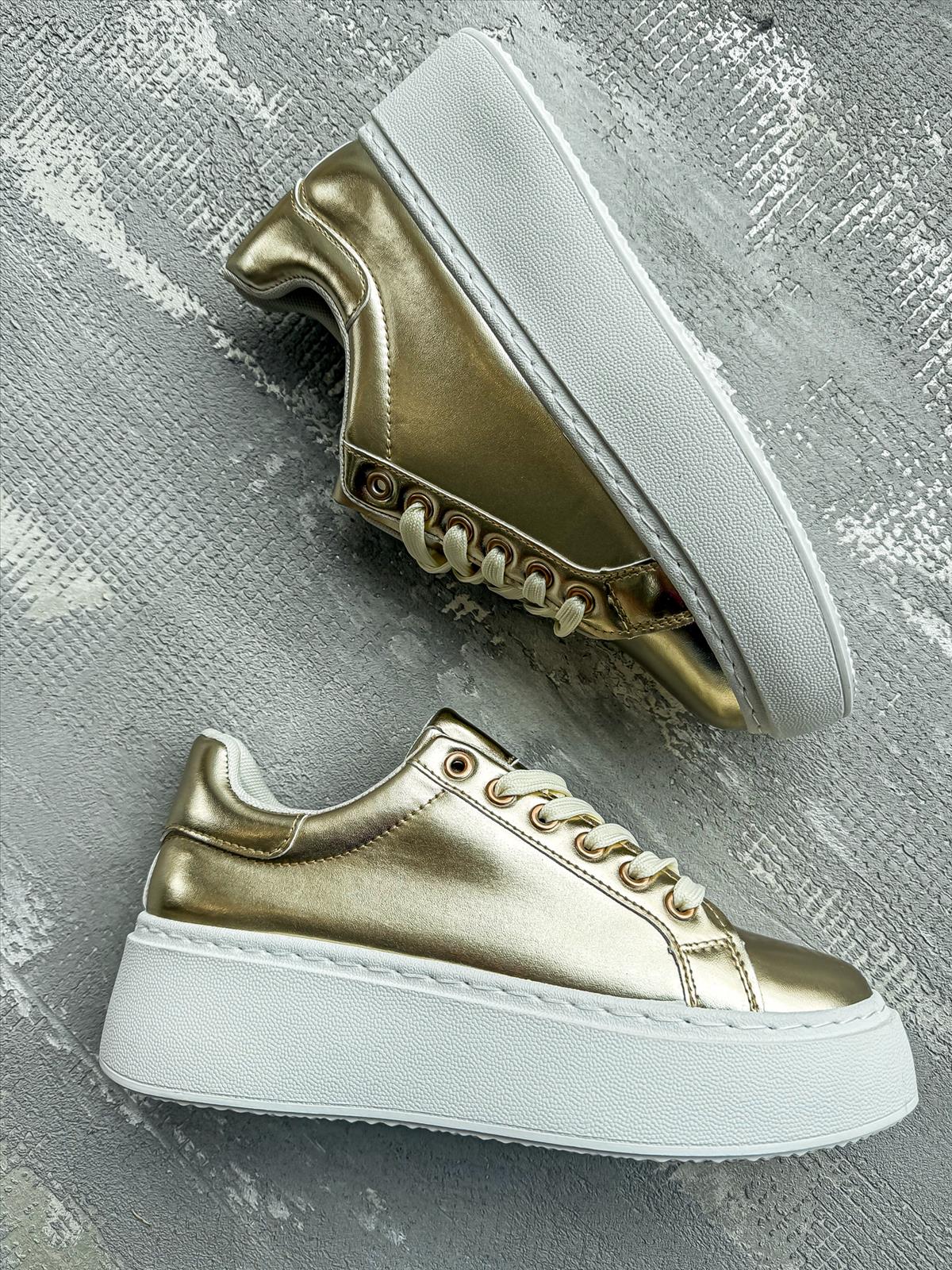 efashion s.r.o. - DOB;Accesoires;Schuhe;Young Fashion - Medvedov