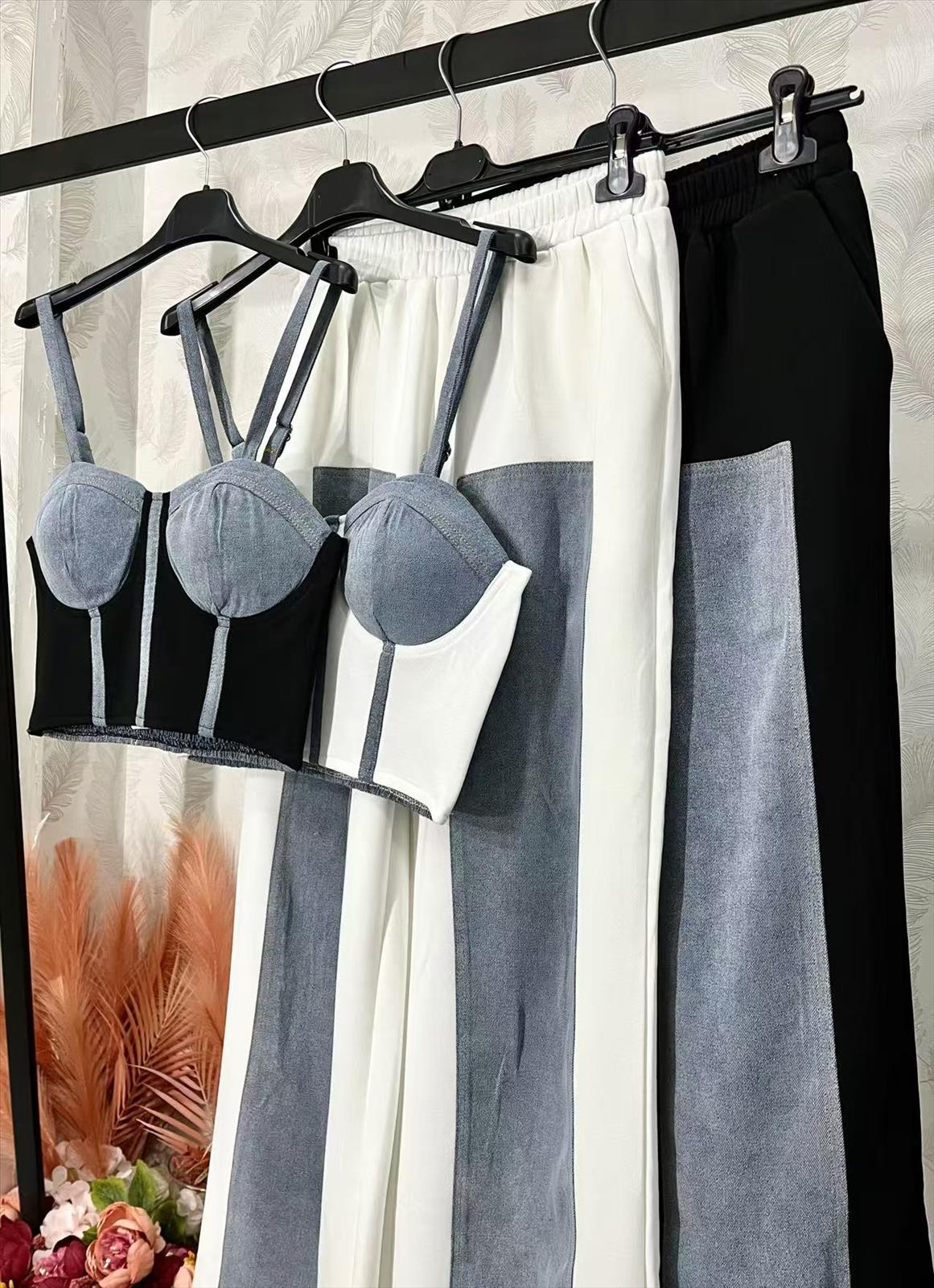 Miss Furs GmbH - MISS FURS Damenmode - Accessoires, Sportswear, Jeans, Tops, Bags