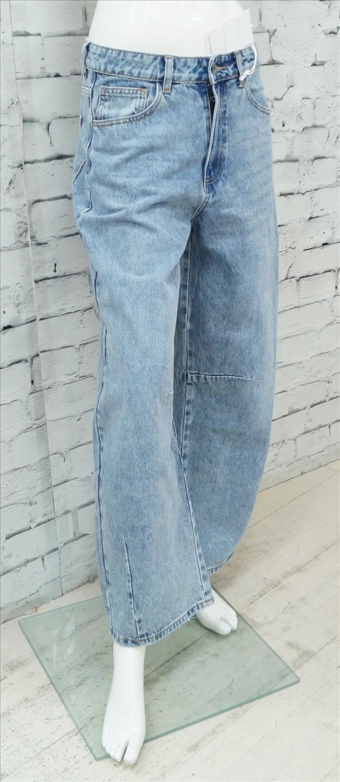 Bhatti Mode GmbH - Young fashion, DOB - Blusen, Hosen Jacken, Jeans, Kleider, Pullover etc.