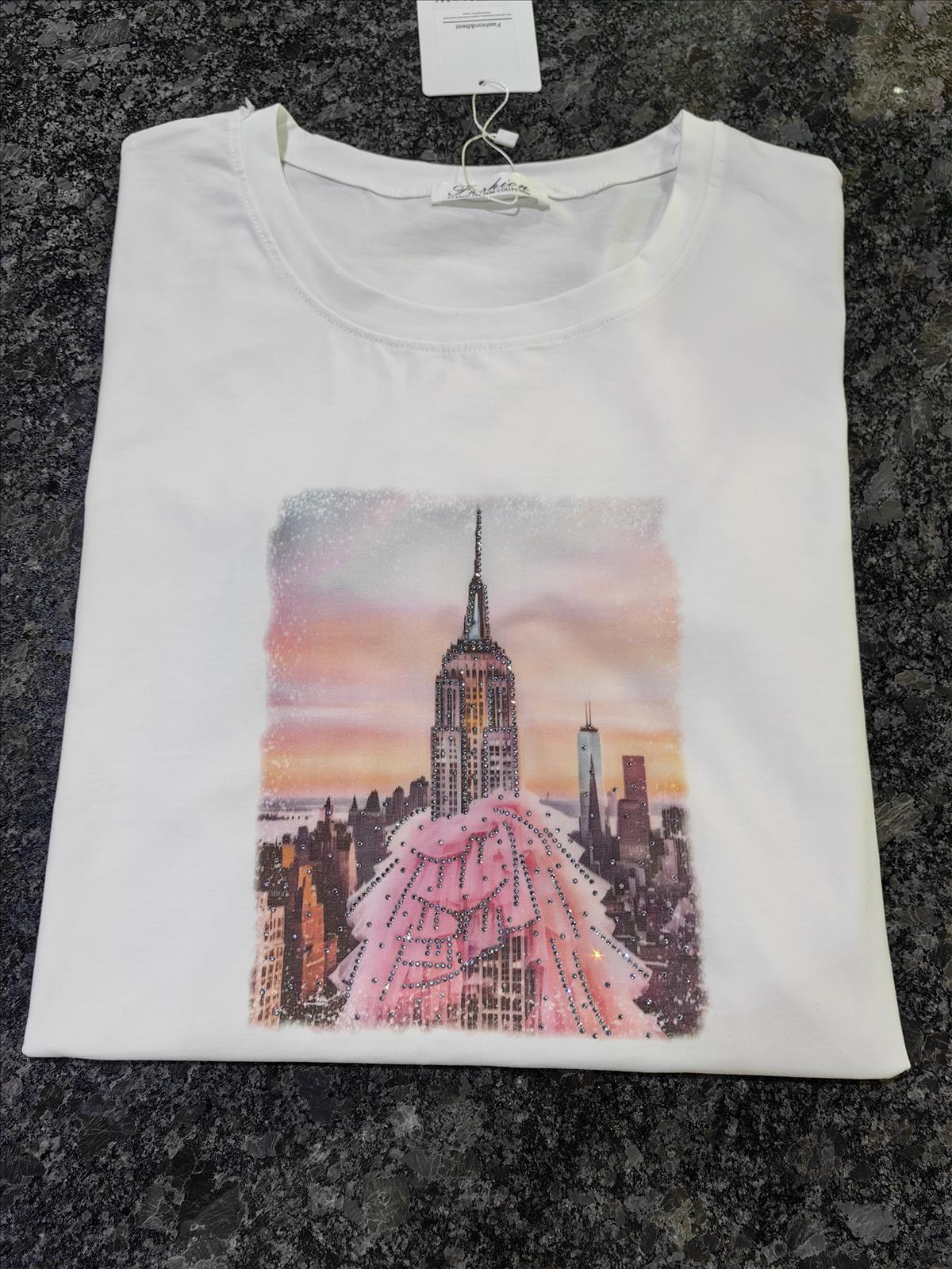 Miss Furs GmbH - MISS FURS Damenmode - Accessoires, Sportswear, Jeans, Tops, Bags