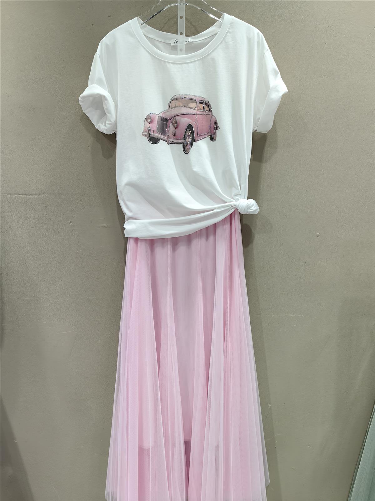 Miss Furs GmbH - MISS FURS Damenmode - Accessoires, Sportswear, Jeans, Tops, Bags