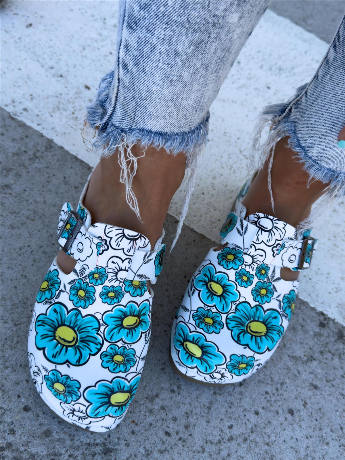 efashion s.r.o. - DOB;Accesoires;Schuhe;Young Fashion - Medvedov