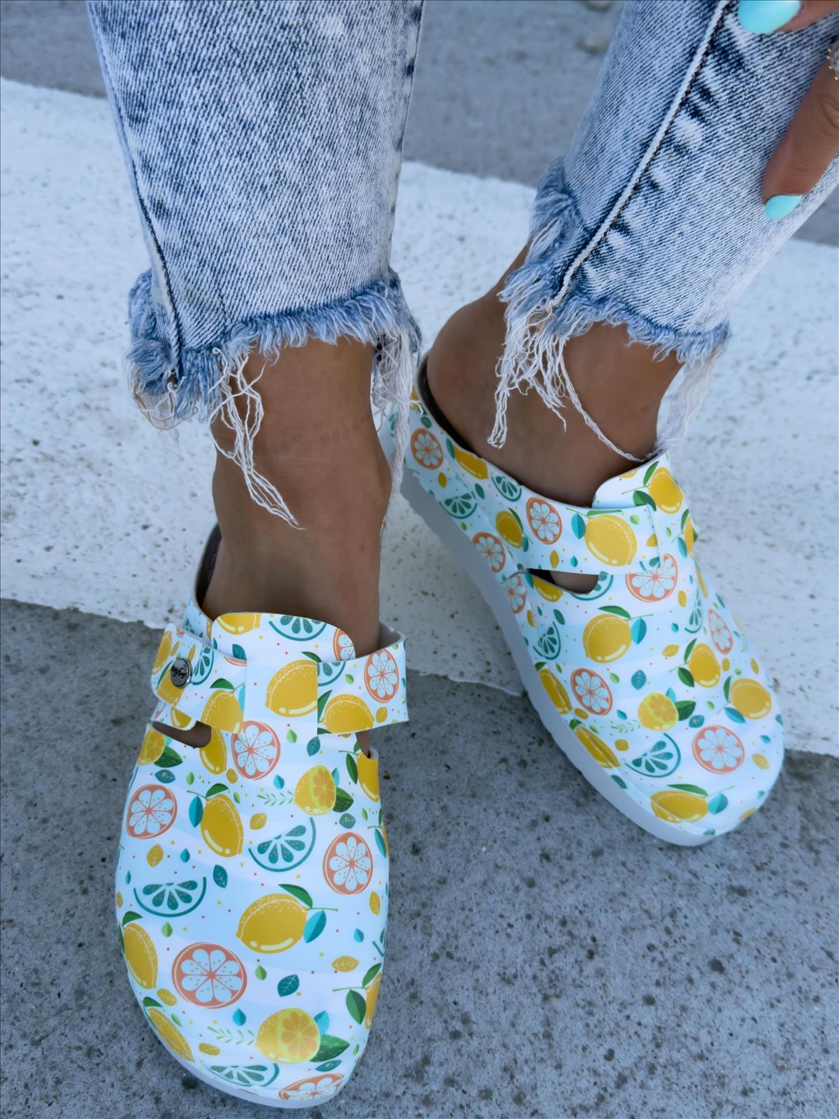 efashion s.r.o. - DOB;Accesoires;Schuhe;Young Fashion - Medvedov